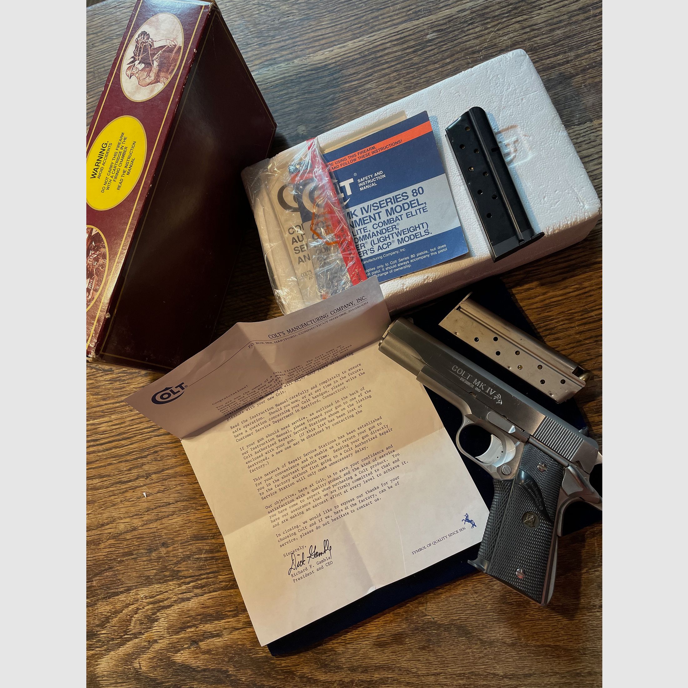 COLT GOVERNMENT MK IV Kal. 9mm