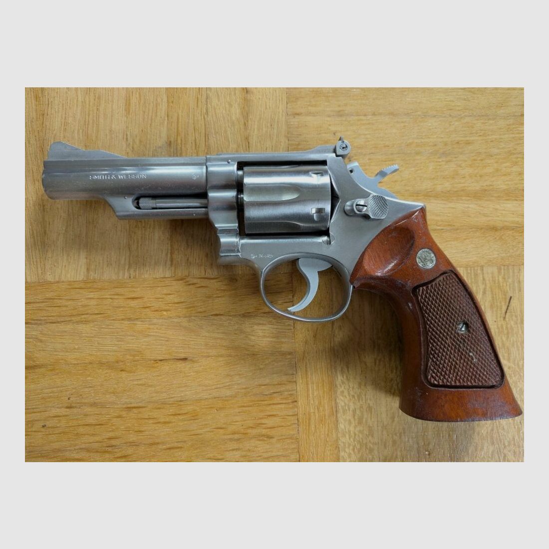 S&W 66