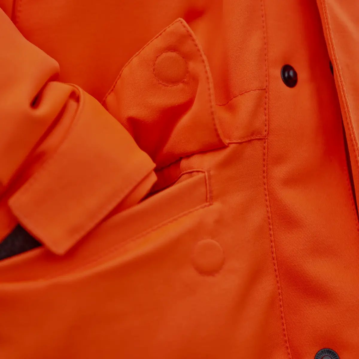 Chaqueta Härkila Wildboar Pro Blaze HWS Aislada