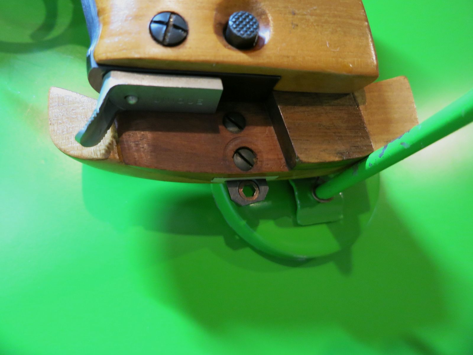 UNIQUE model "DES 69", top broń sportowa, 22lr, regulowany uchwyt sportowy #71-