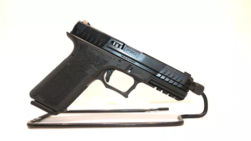 Pistola in polimero P80 PFS9 full size 3 caricatori cal. 9×19, immagine 2 di 4