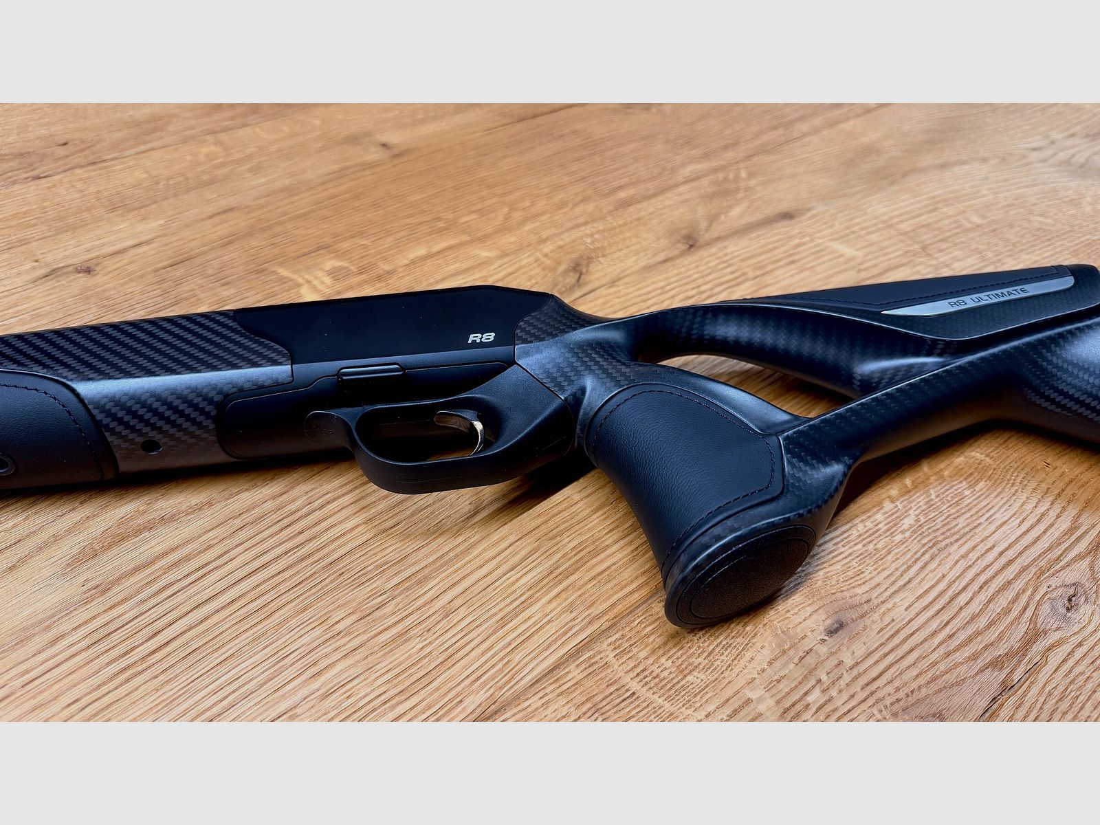 Blaser R8 Ultimate Carbon leather case / Standard version 17mm / Logo silver / Easy Custom leather