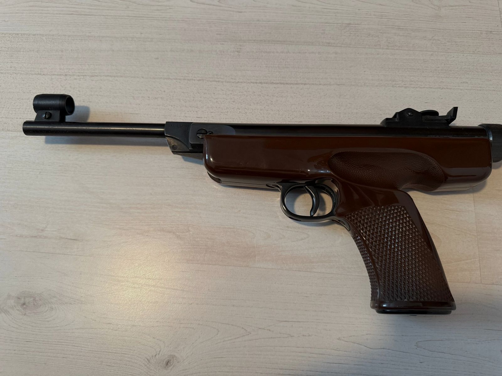 <pistola de aire comprimido Diana modelo 5 G pistola Cal. 4,5mm</pistola>