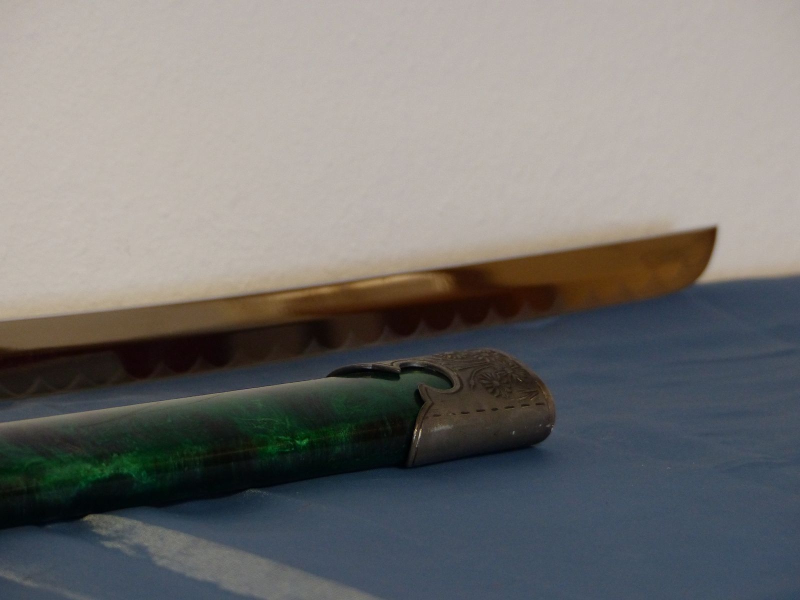 Katana Samurai Schwert Drachenmotiv Dragon grüne Scheide