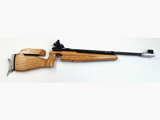 Feinwerkbau Oberndorf a. N. Feinwerkbau Air Rifle Mod. 601, caliber 4.5 for right-handed shooters; F in the pentagon