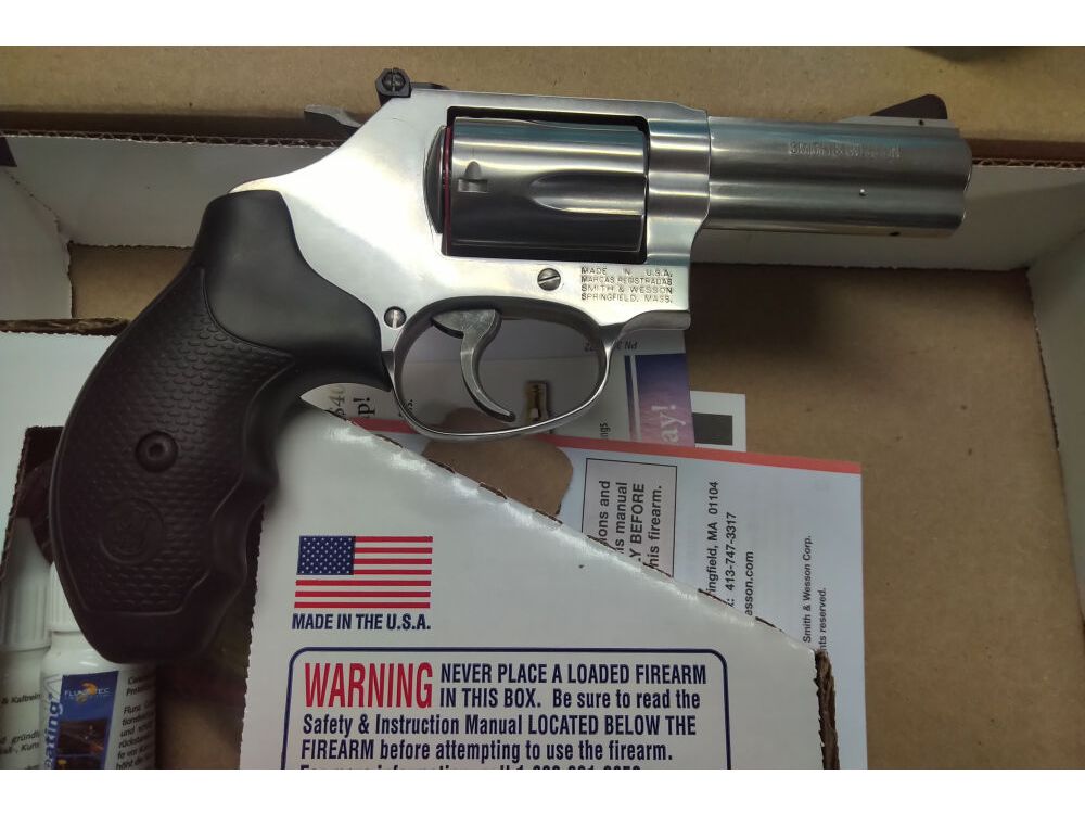 Smith & Wesson	 mod.60 3" stainless