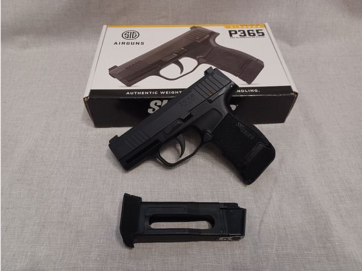 <SIG SAUER P365 / 4,5 mm BB / BlowBack / CO2 / Pistolet / OVP (10).>