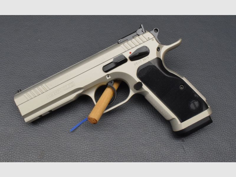 Pistole Tanfoglio Stock III Special Champagne , Kaliber 9mm Luger, aus einer Geschäftsauflösung