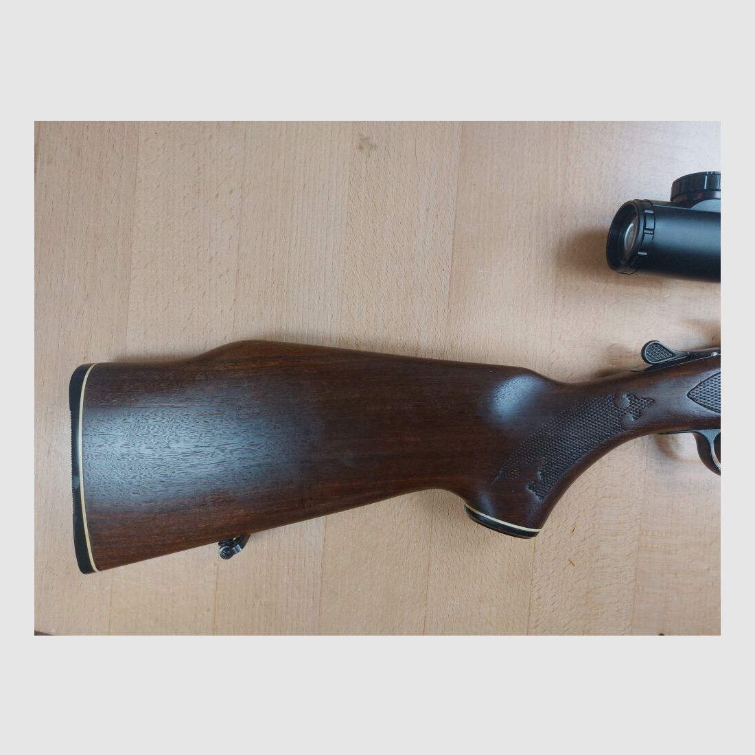 Savage, USA 24 J - DL