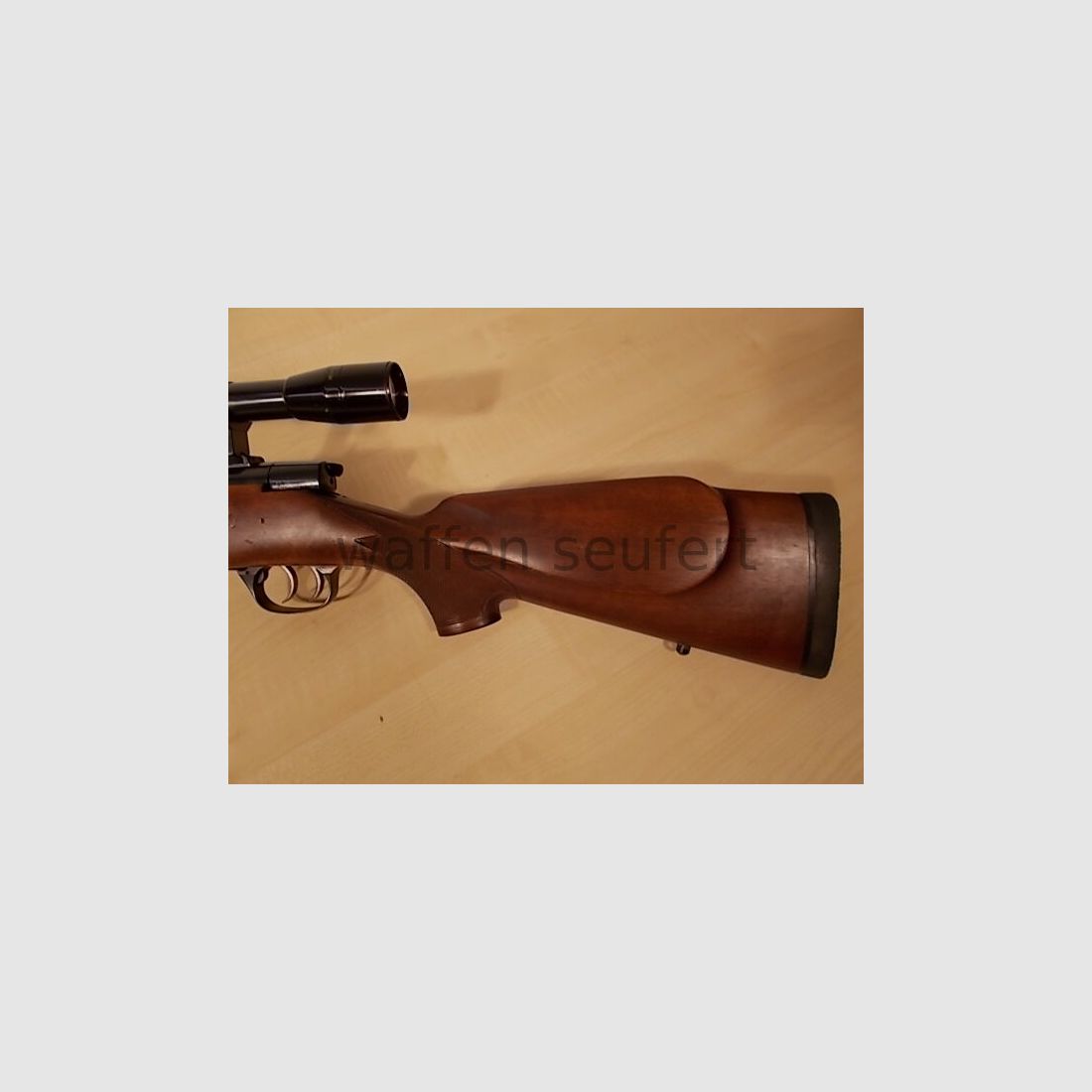 Rifle de repetición de caza Dynamit-Nobel RWS 75KL