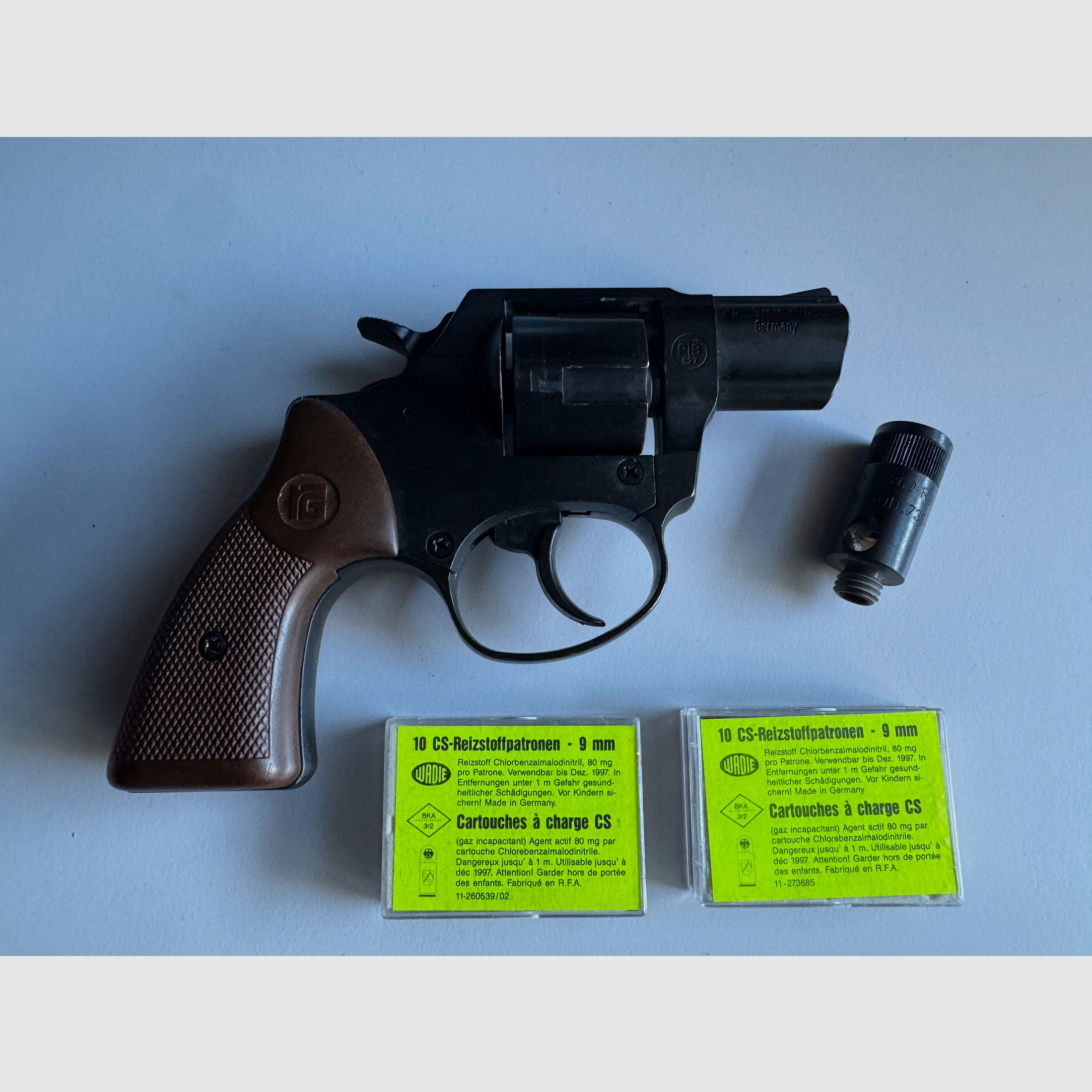 Original Röhm RG59 blank firing revolver RG 59 Le Petit PTB 527, image 2 of 4