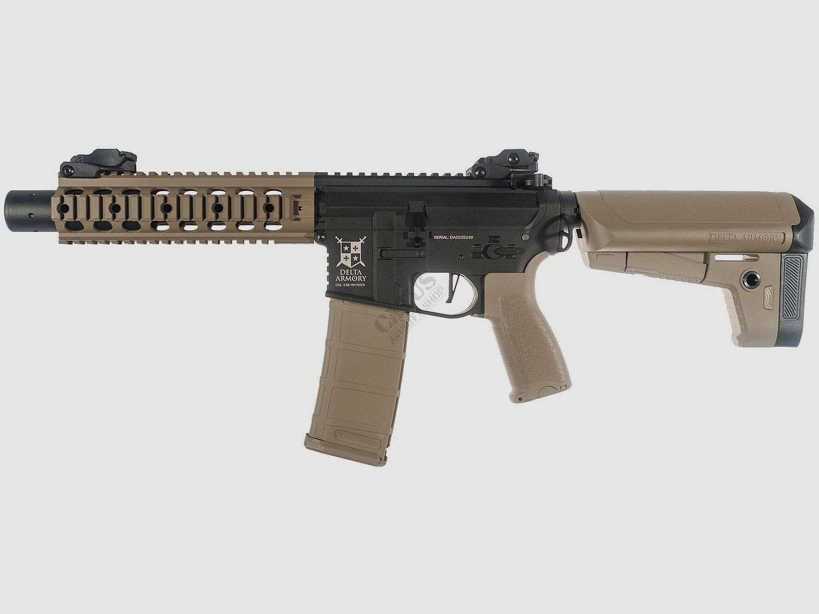 AR15 SilentOps 8 Zoll ALPHA Vollmetall Delta Armory Tan/Schwarz S-AEG Airsoft Gewehr Frei ab 18 Jahren