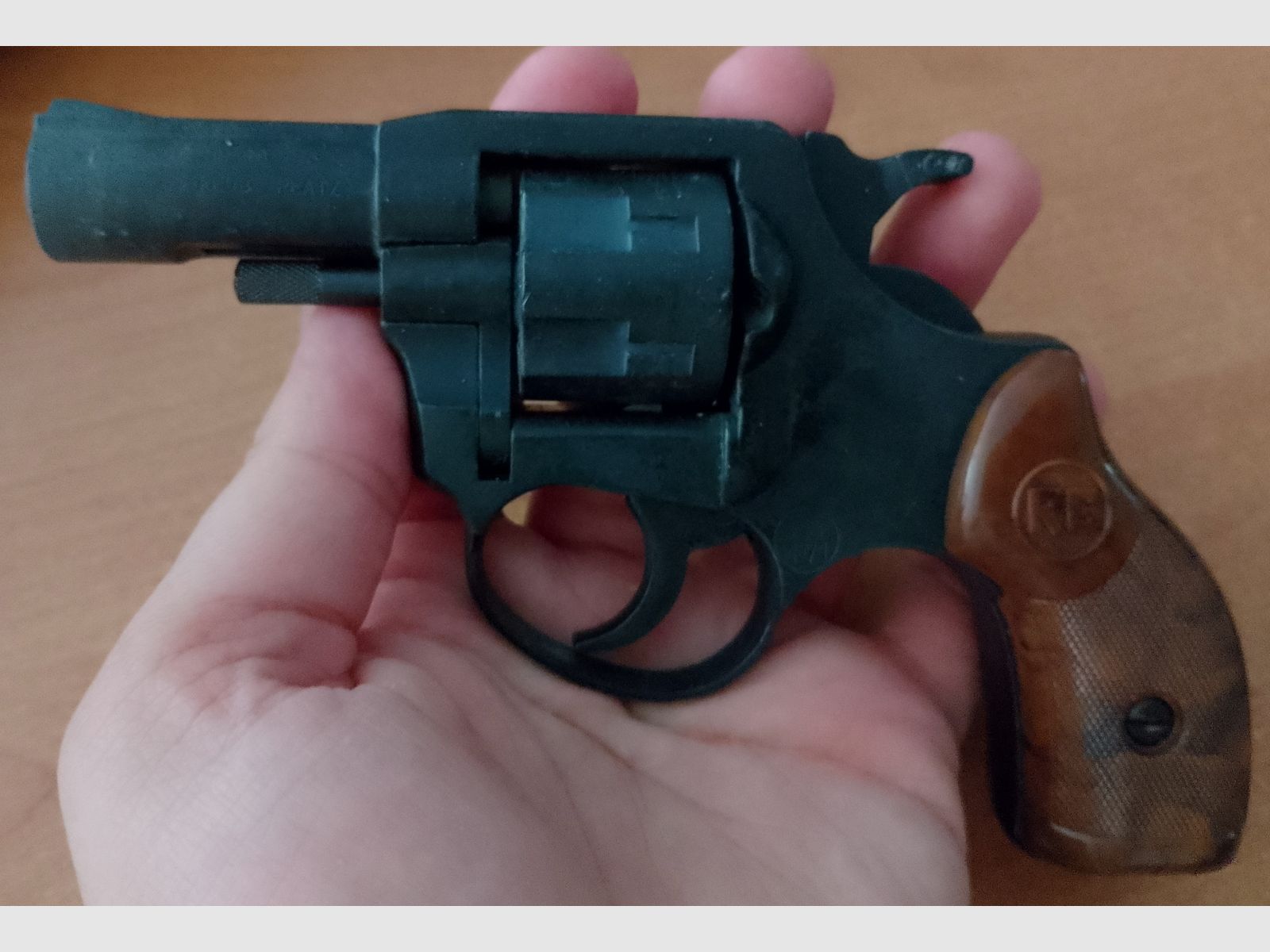 Raro Röhm RG 76 con el primer PTB 4-71 en calibre 6 mm de detonación