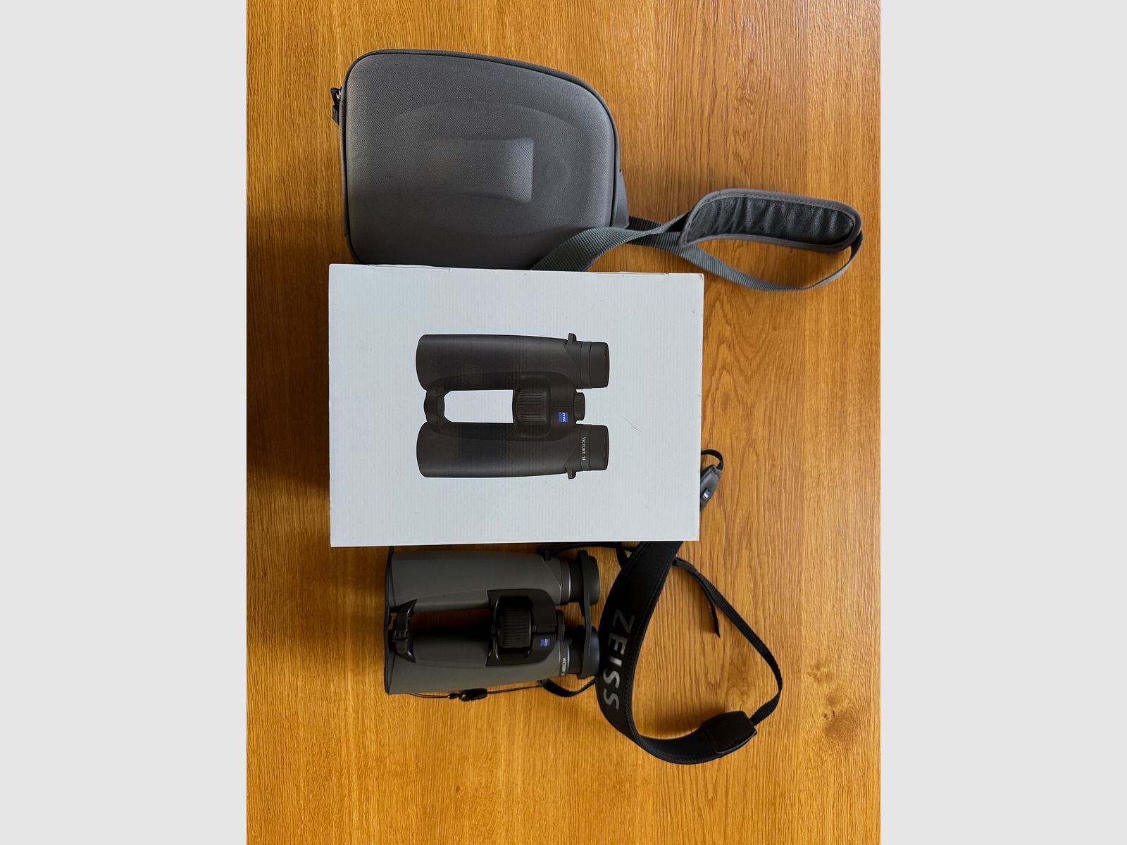Zeiss VictorSF 8x42