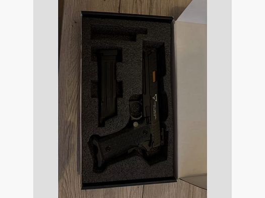 Combat Master R601
