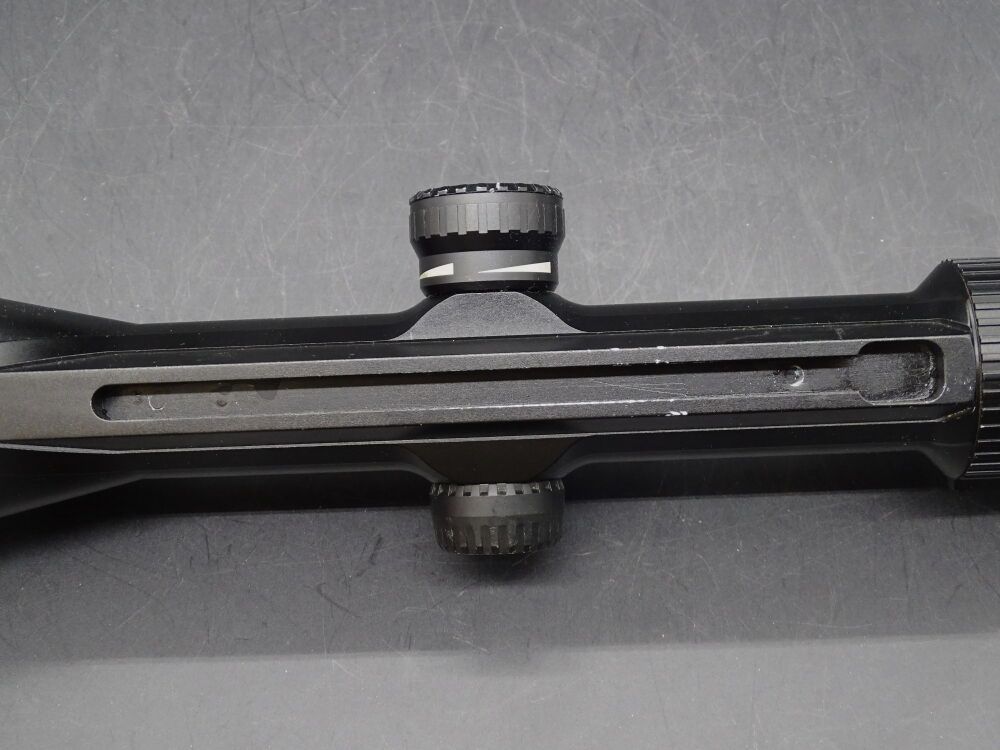 Zeiss Victory Varipoint M 3-12x56 T* Leuchtpunkt und Innenschiene Victory Varipoint M 3-12x56 T*