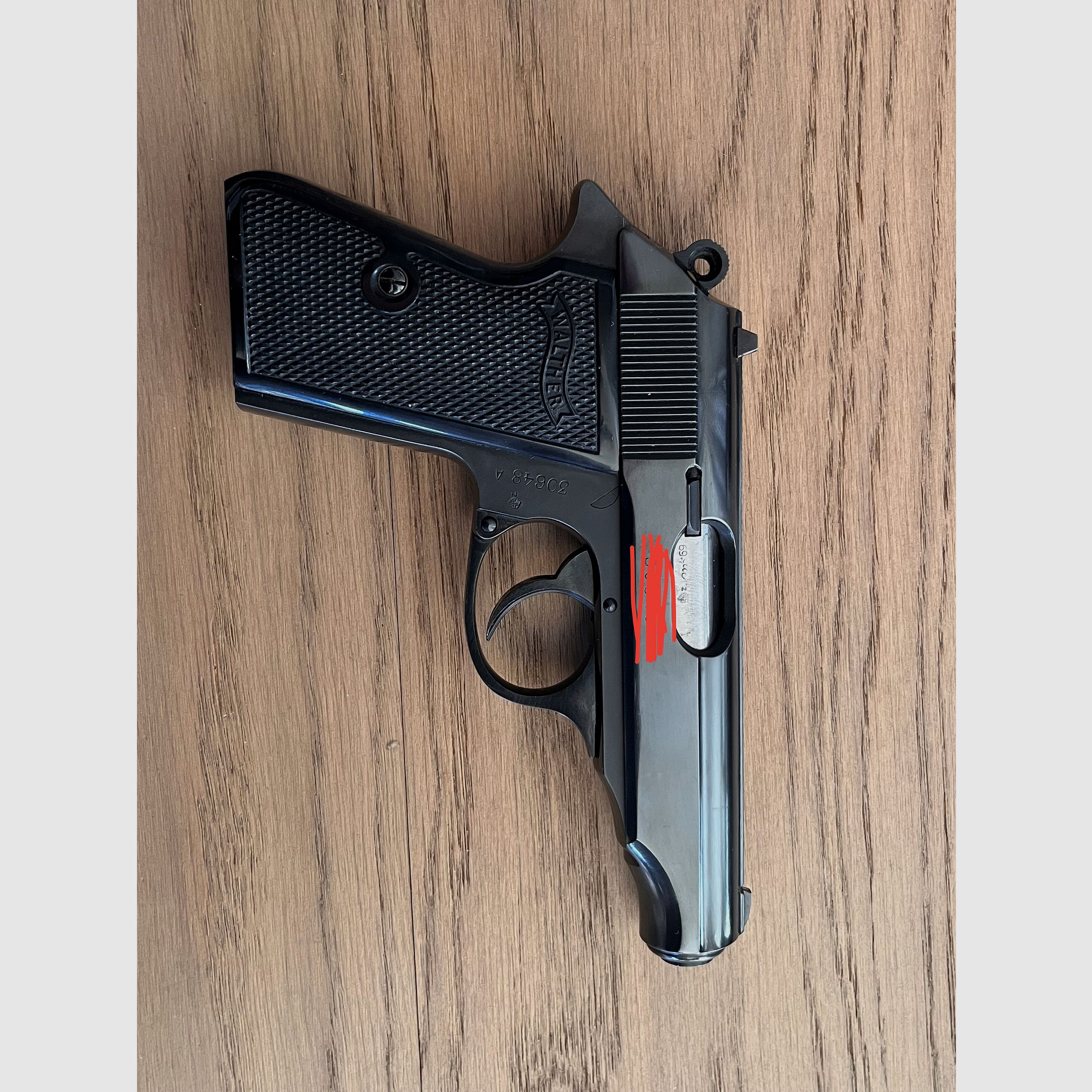 Walther PP 9mm BrowningK avec munitions