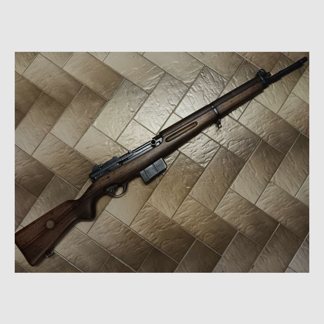 FN - Fabrique Nationale D`Armes De Guerre - Herstal - Belgique Mod. SAFN 49