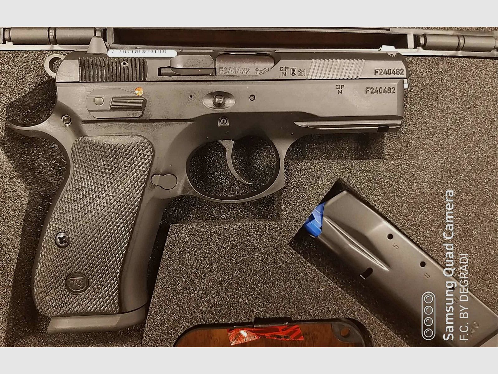 CZ 75 P-01 9X21, image 3 sur 3
