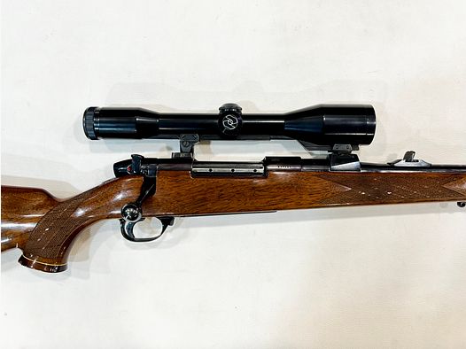 WEATHERBY MARK V – 300 WBY. MAG.