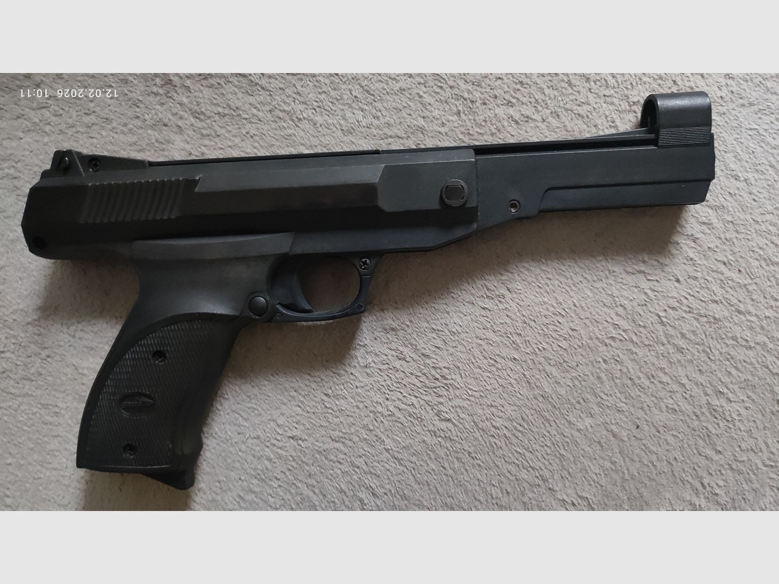Gamo P-800 break barrel air pistol