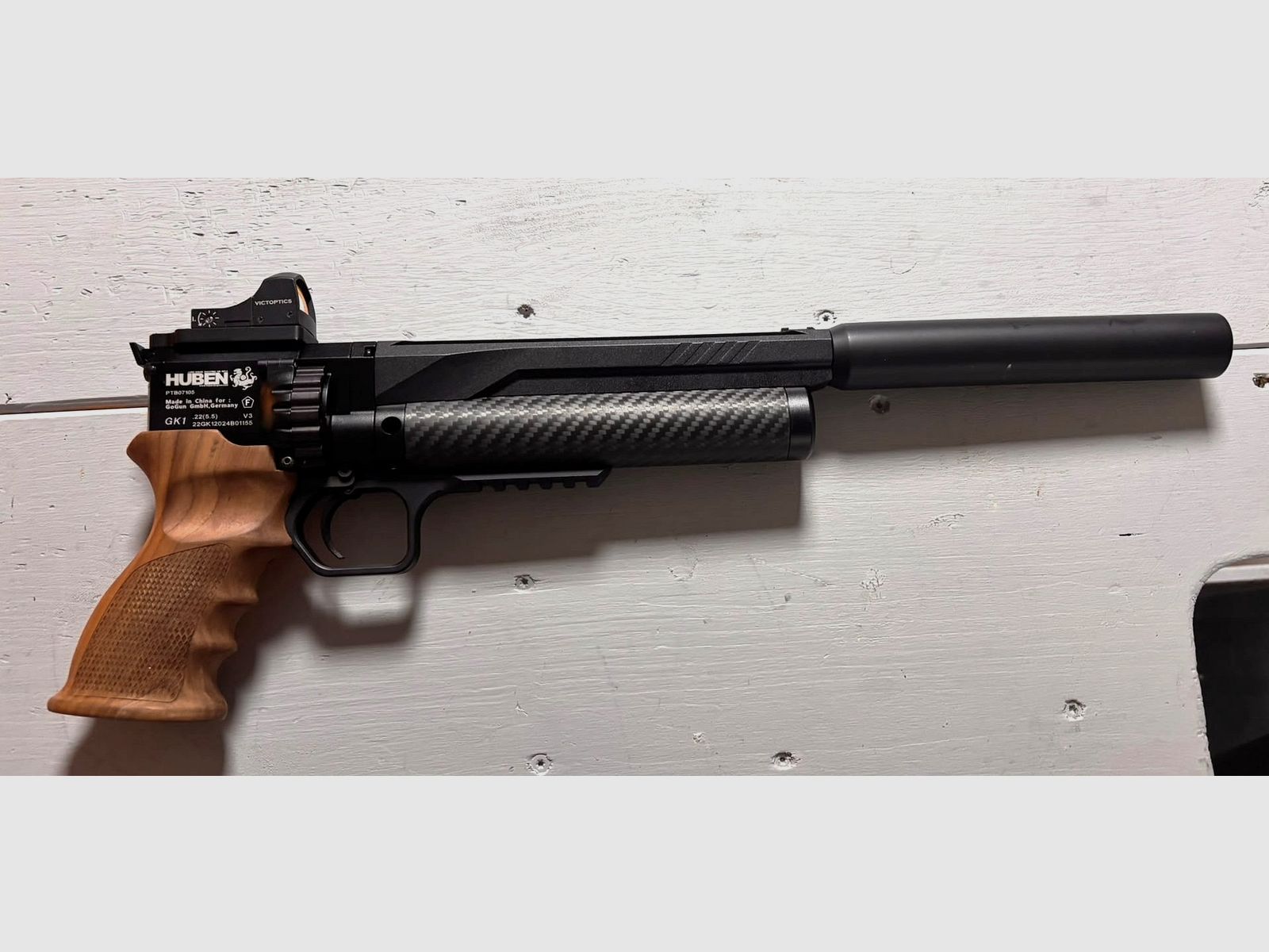 HUBEN GK 1 V3 en 5,5 mm o .22 Nuevo con súper accesorios PV 2400 €