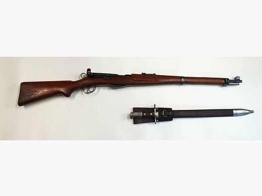 Fabbrica di armi Bern Fucile a ripetizione Fabbrica di armi Bern Svizzero K11 Calibro 7,5x55 svizzero numeri completamente corrispondenti Sconosciuto