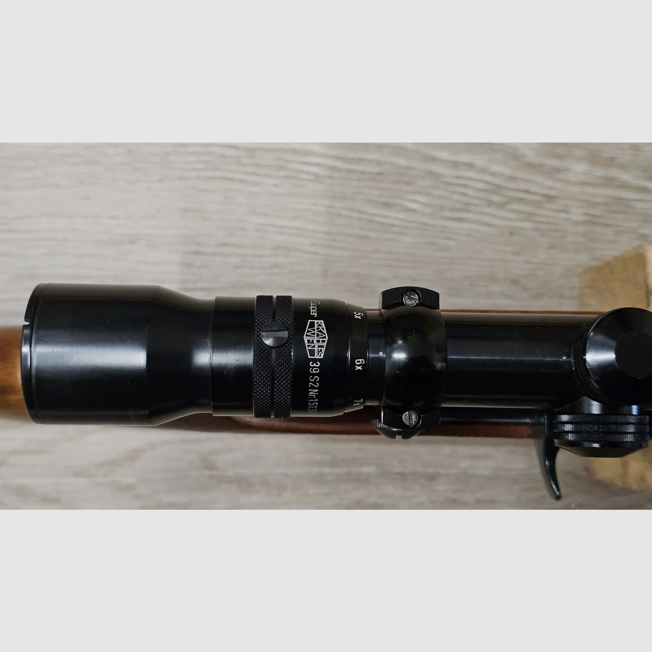 Carabine semi-automatique Erma EGM1 (d'occasion) .22 lfb incluant Kahles Helia-Super 3-9x (Abs. 1) et 5 chargeurs