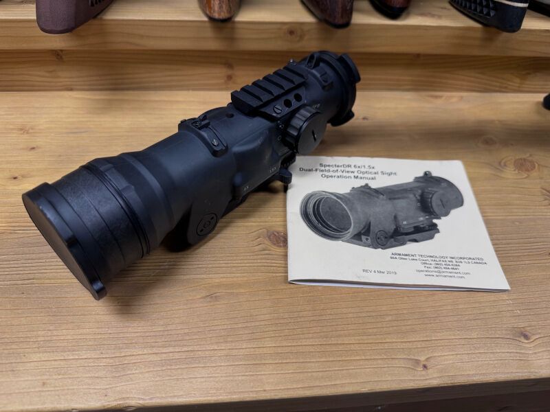 Elcan Specter DR 1,5x/6x Zielfernrohr mit Absehen für kal. 5.56 NATO