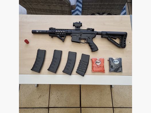 CM16 SRS aanvalsgeweer met accessoires