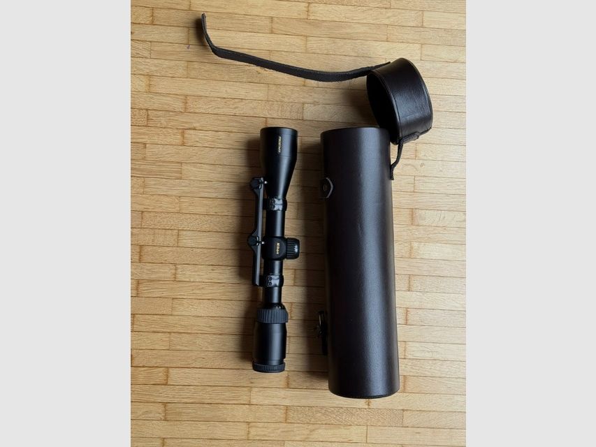 Nikon Prostaff 3-9x40 M scope with leather case