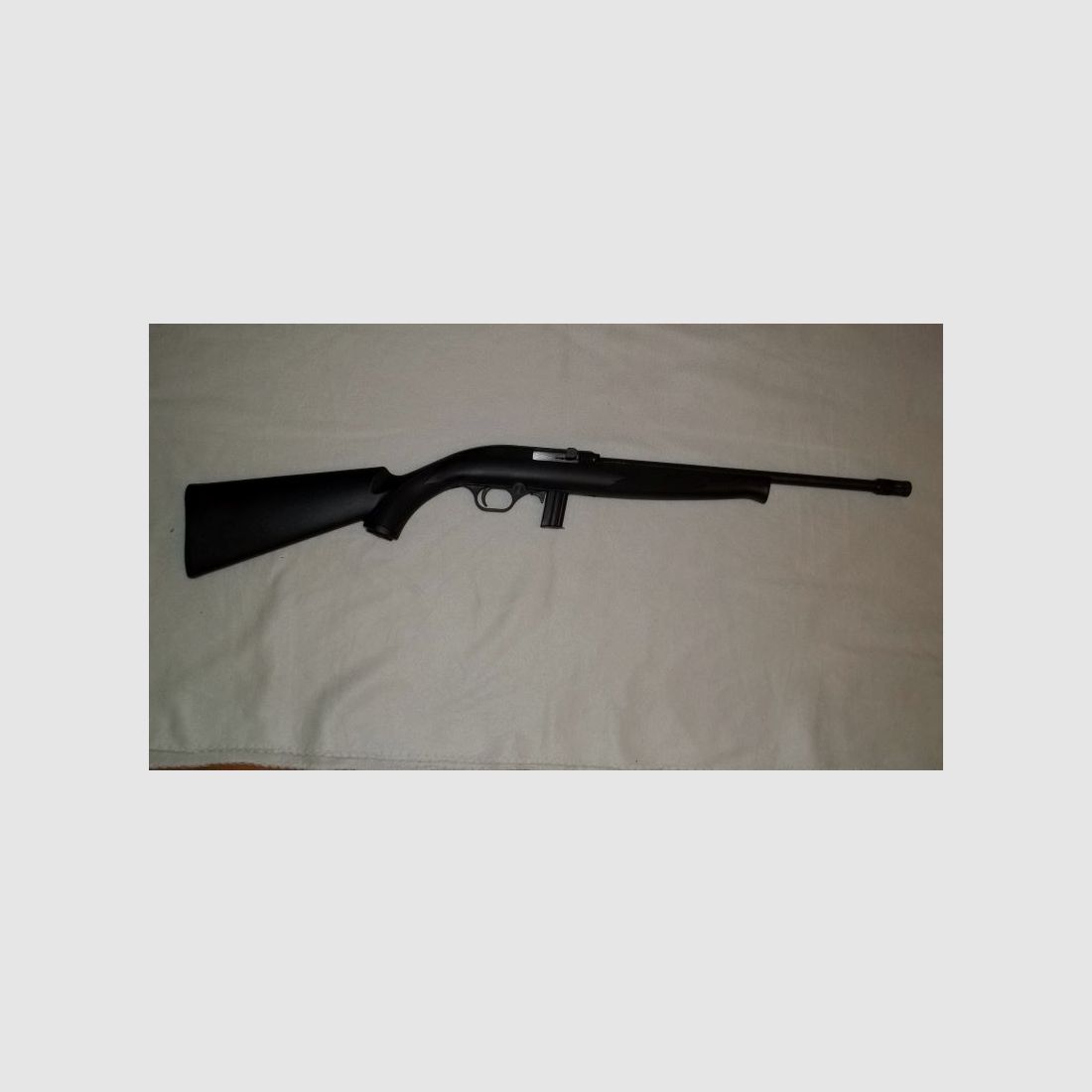 Mossberg 715T Plinkster Talo kal. 22 lr.