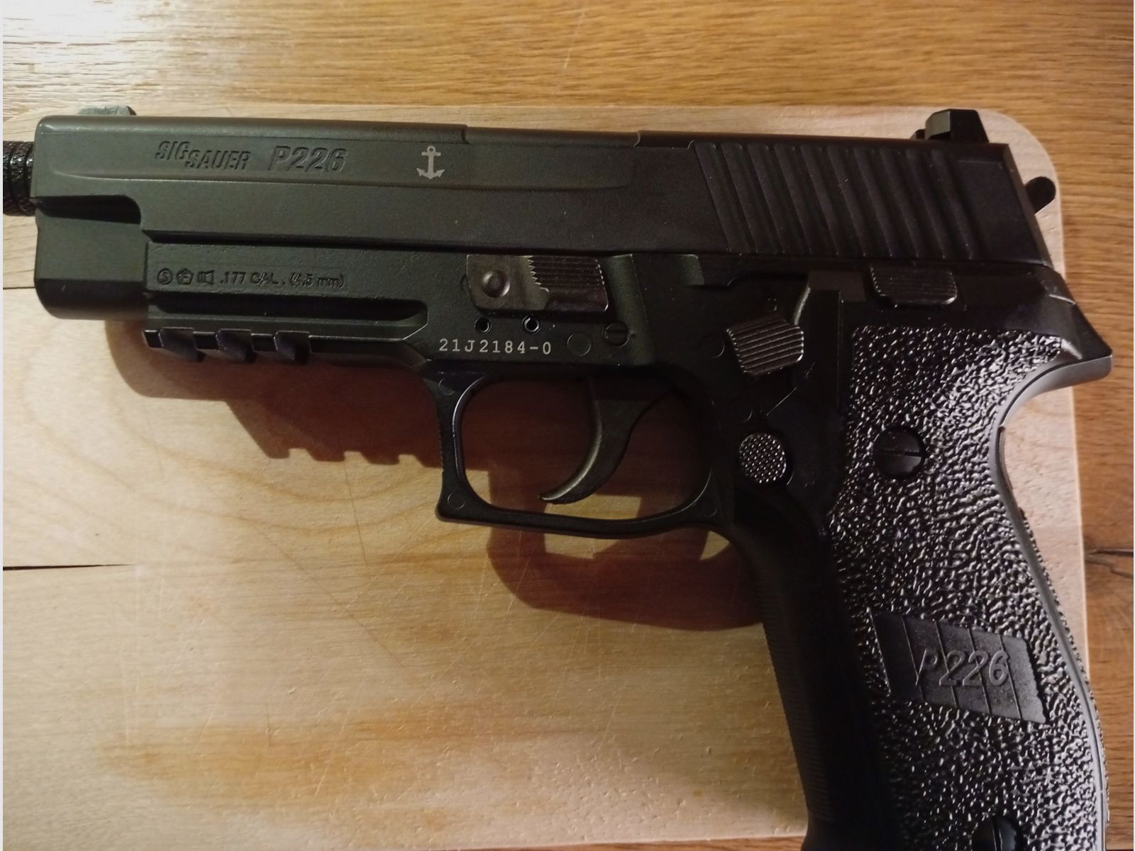 Sig Sauer P226 CO₂-pistolet – 4,5 mm Diabolo