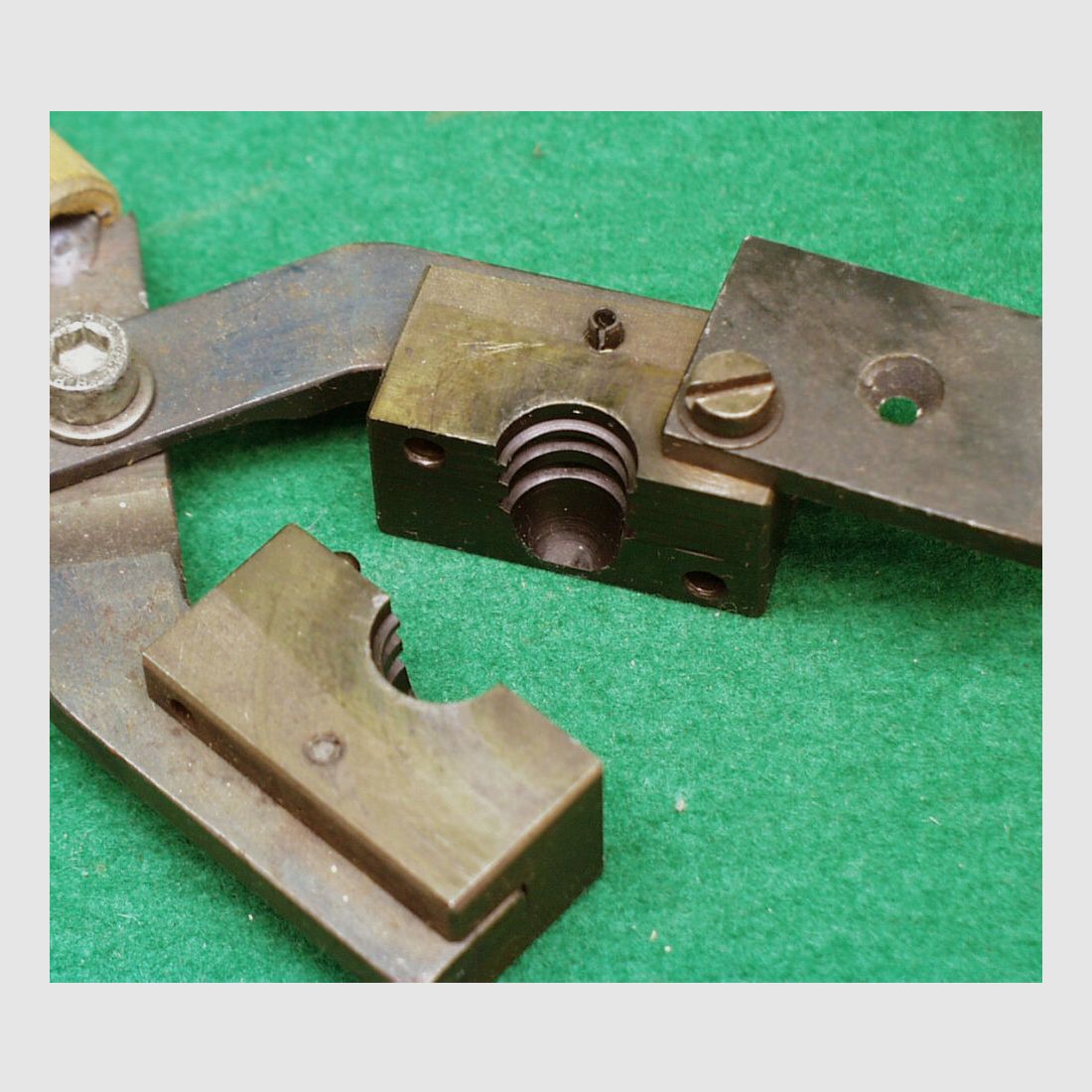 D. Sturm Gießkokille mit Griffzange .54 Sharps, gebraucht