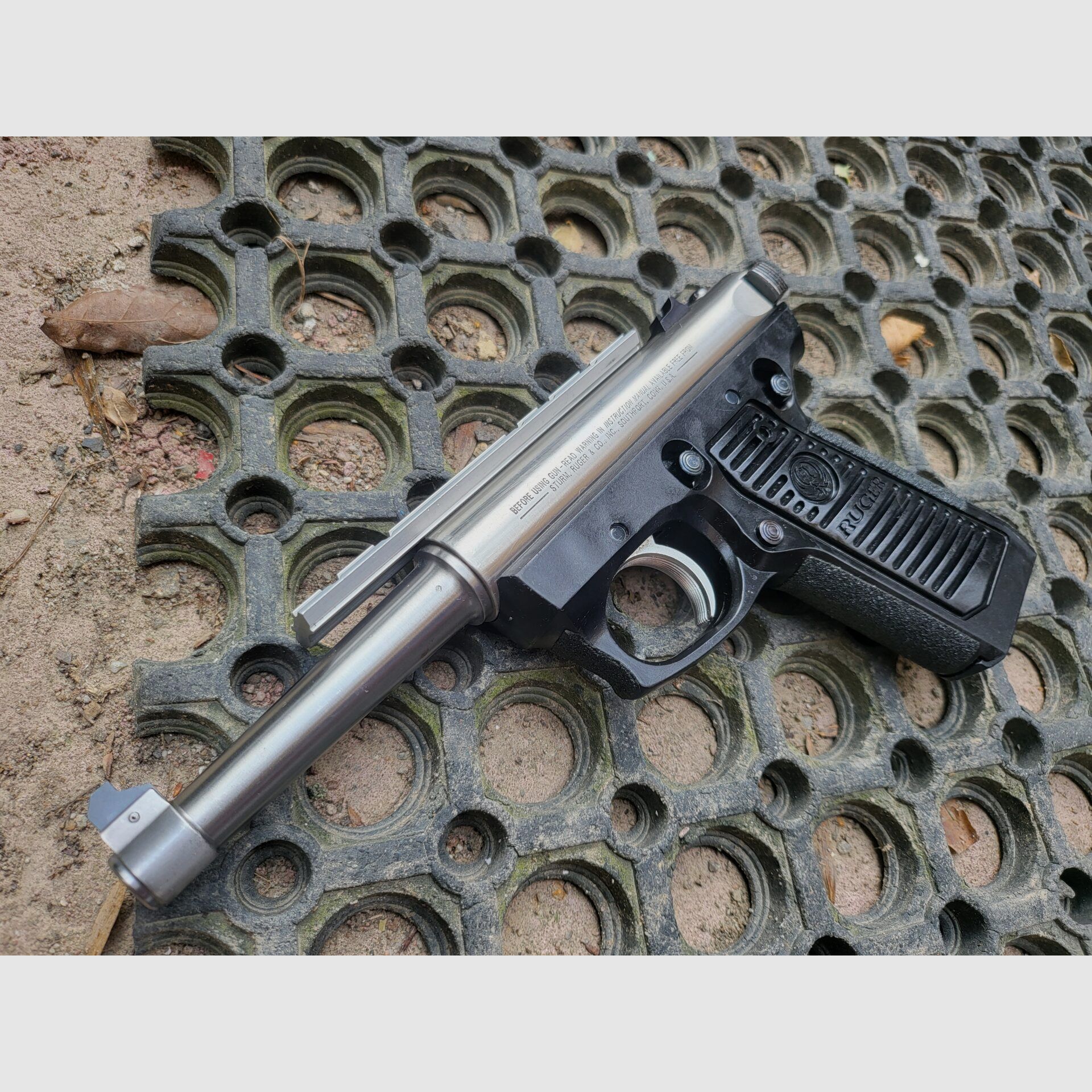 Ruger 22/45 pistool cal. .22 LR, afbeelding 2 van 2