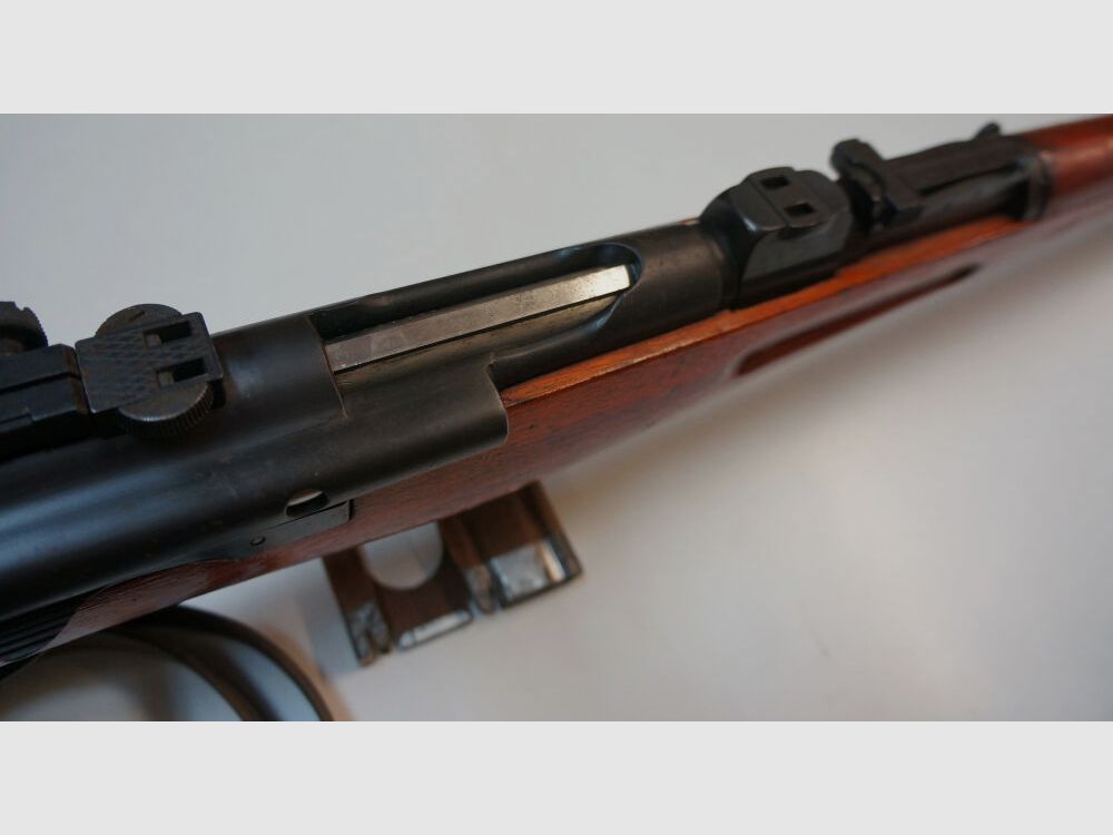 Waffenfabrik Bern Repetierbüchse W+F Bern Schweizer Langgewehr G96-11 Kal.7,5x55swiss mit Diopter und Korntunnel