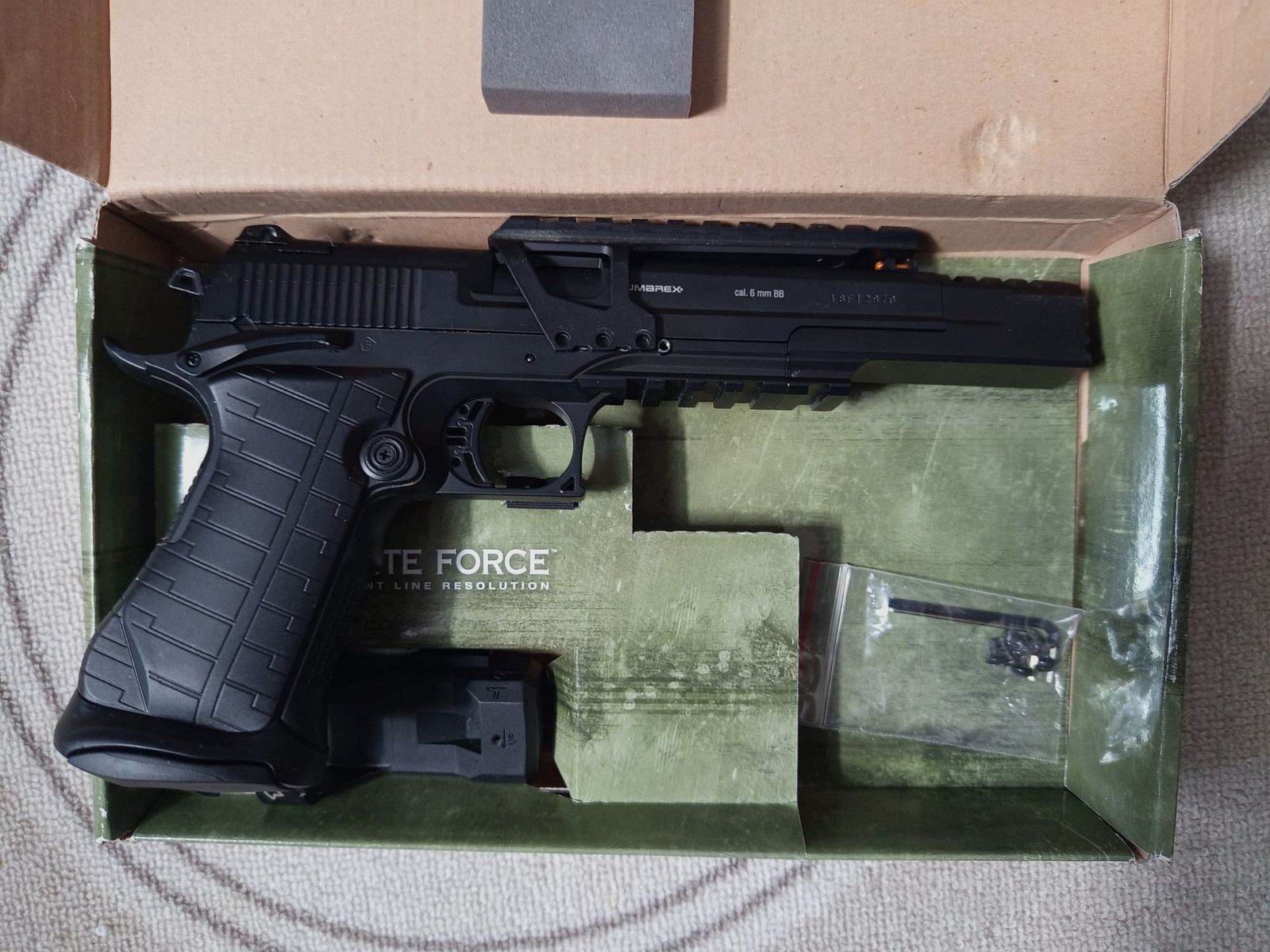 Elite Force Racegun CO2  Notverkauf
