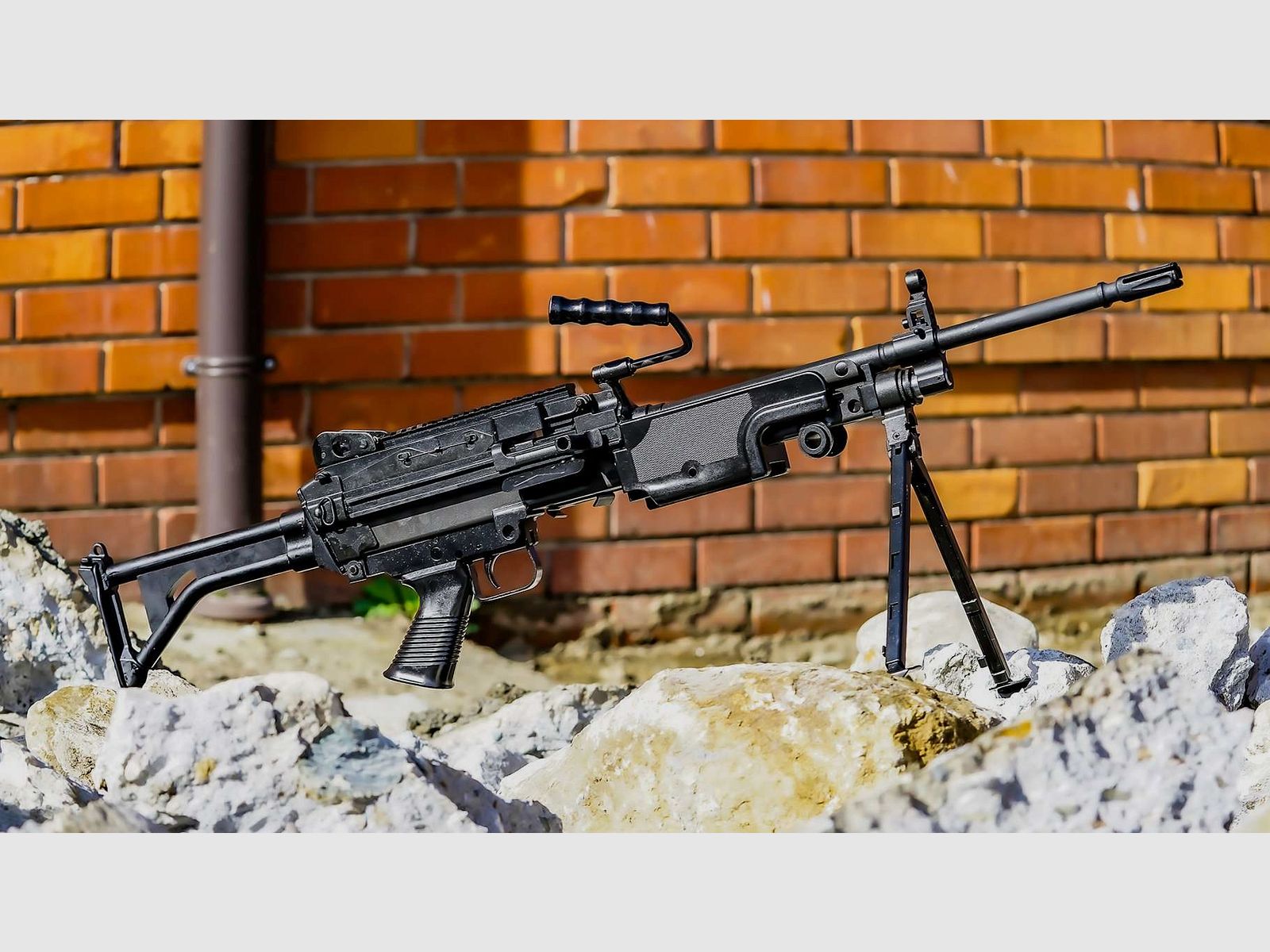 Astra Arms Karabijn MG556 Licht Machinegeweer 18,3″ Kal.223 Rem., afbeelding 1 van 3