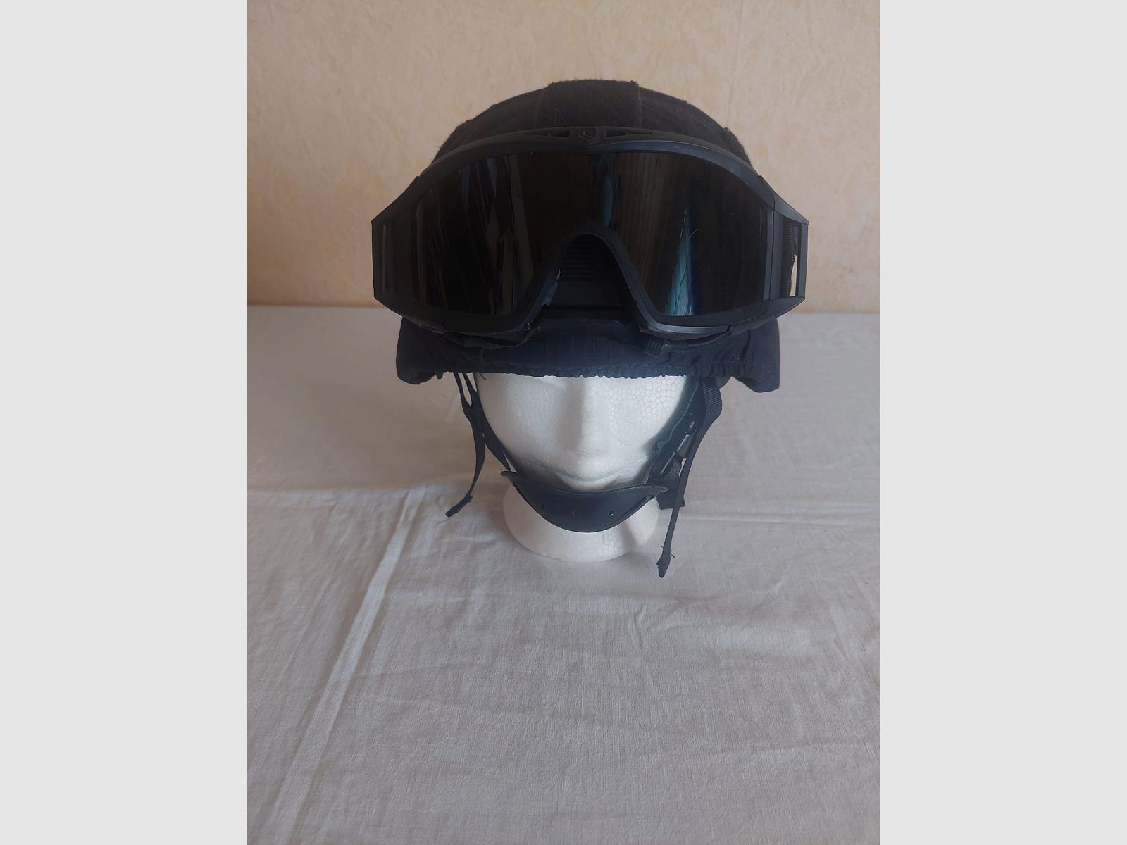 Gefechtshelm MICH AS-2000 Gr. S/M + Zubehör , Bild 1 von 20