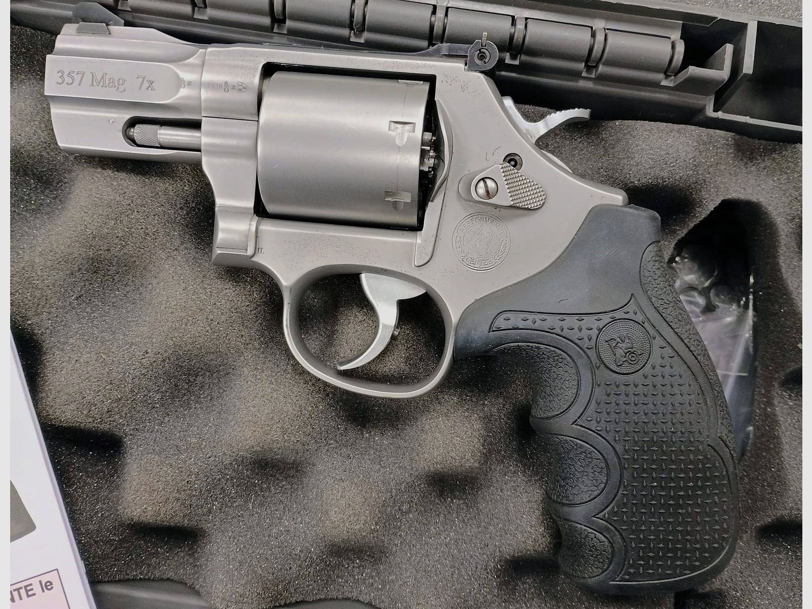 SMITH & WESSON 686-6 P.C. 357 MAGNUM, immagine 3 di 5