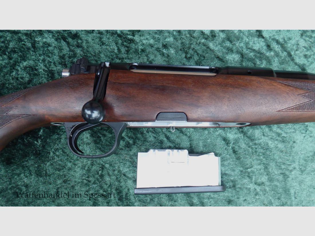 Repetitiegeweer Heym SR21, met klassieke kolf. Kal..308Win. Als nieuw.