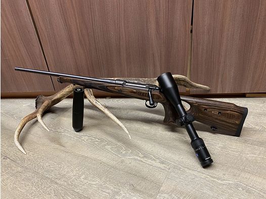 Sauer 101 GTI, links, mit Zeiss Conquest V4 3-12x56