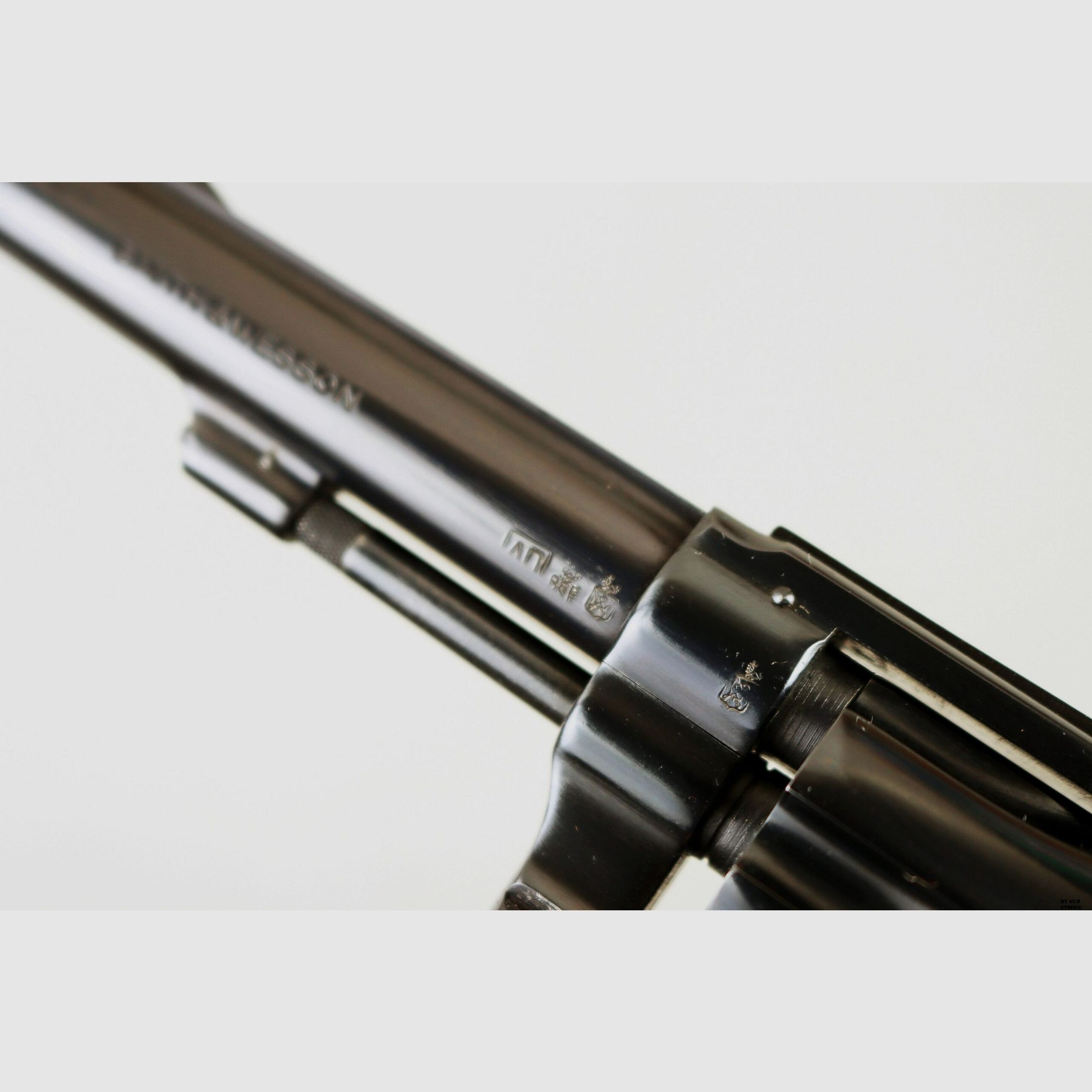 Revolver Smith & Wesson mod. 34-1 cal. 22 LR matr. M100233, immagine 10 di 14