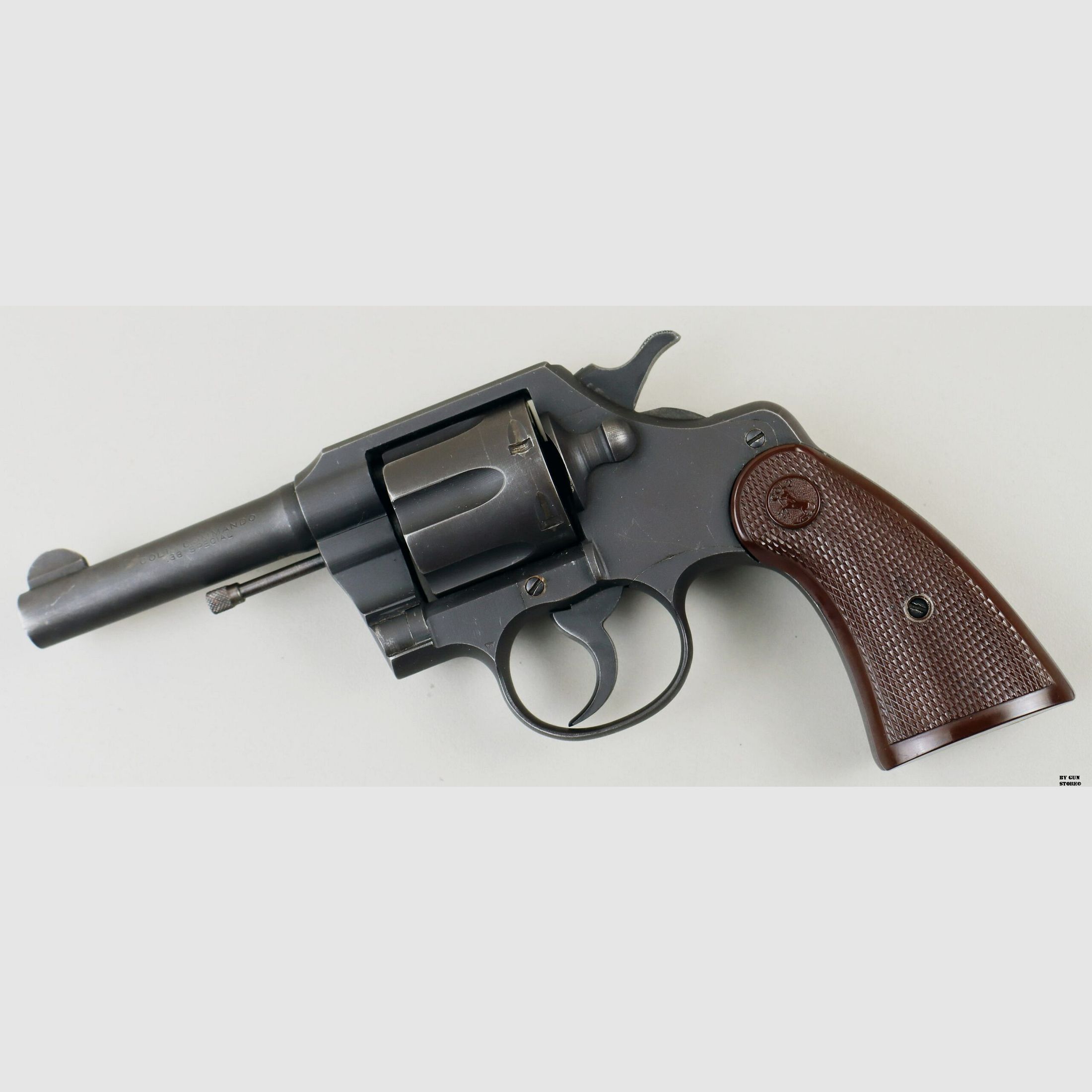 Revolver Colt mod. Commando cal. 38 spec. matr. 43538, immagine 2 di 10