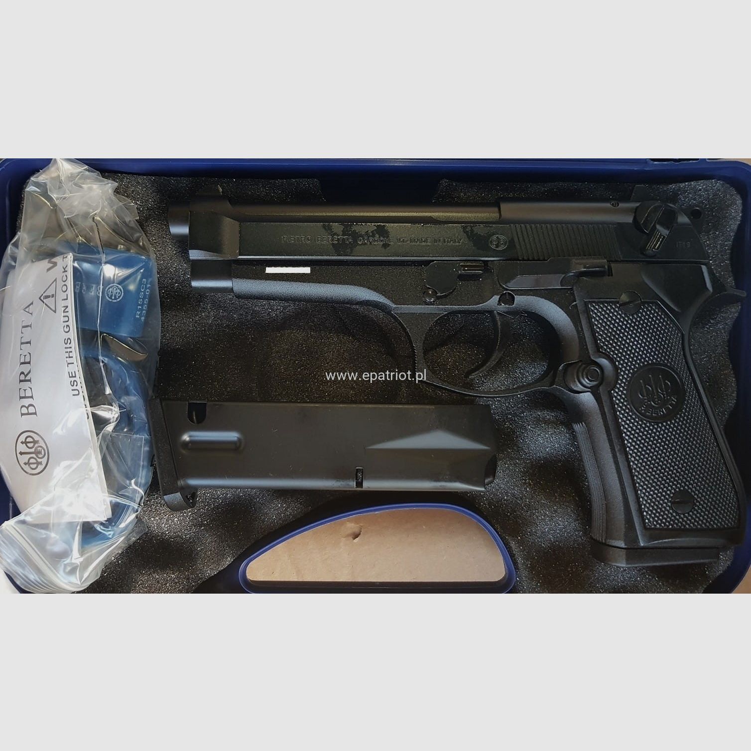 Pistola Beretta 92 FS cal. 9x19mm italiana