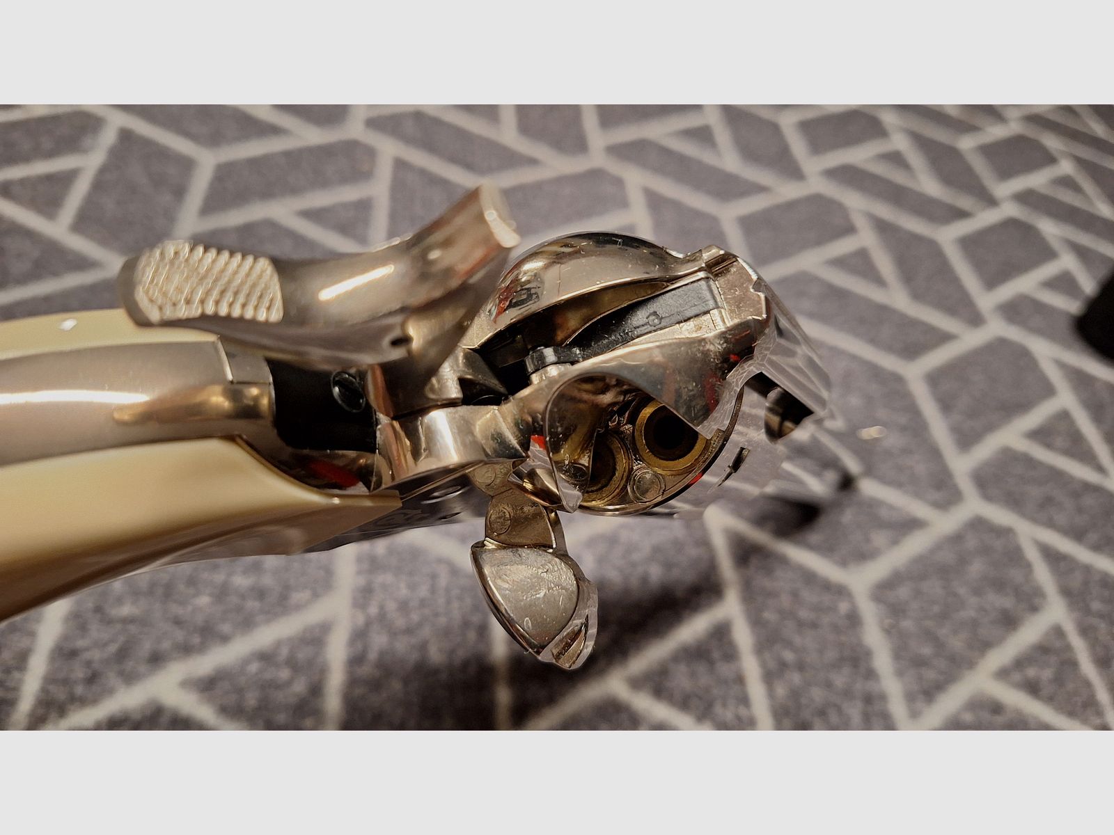 Colt Single Action Army® 45 nickel Co2-Revolver Kaliber 4,5 mm BB-NEU