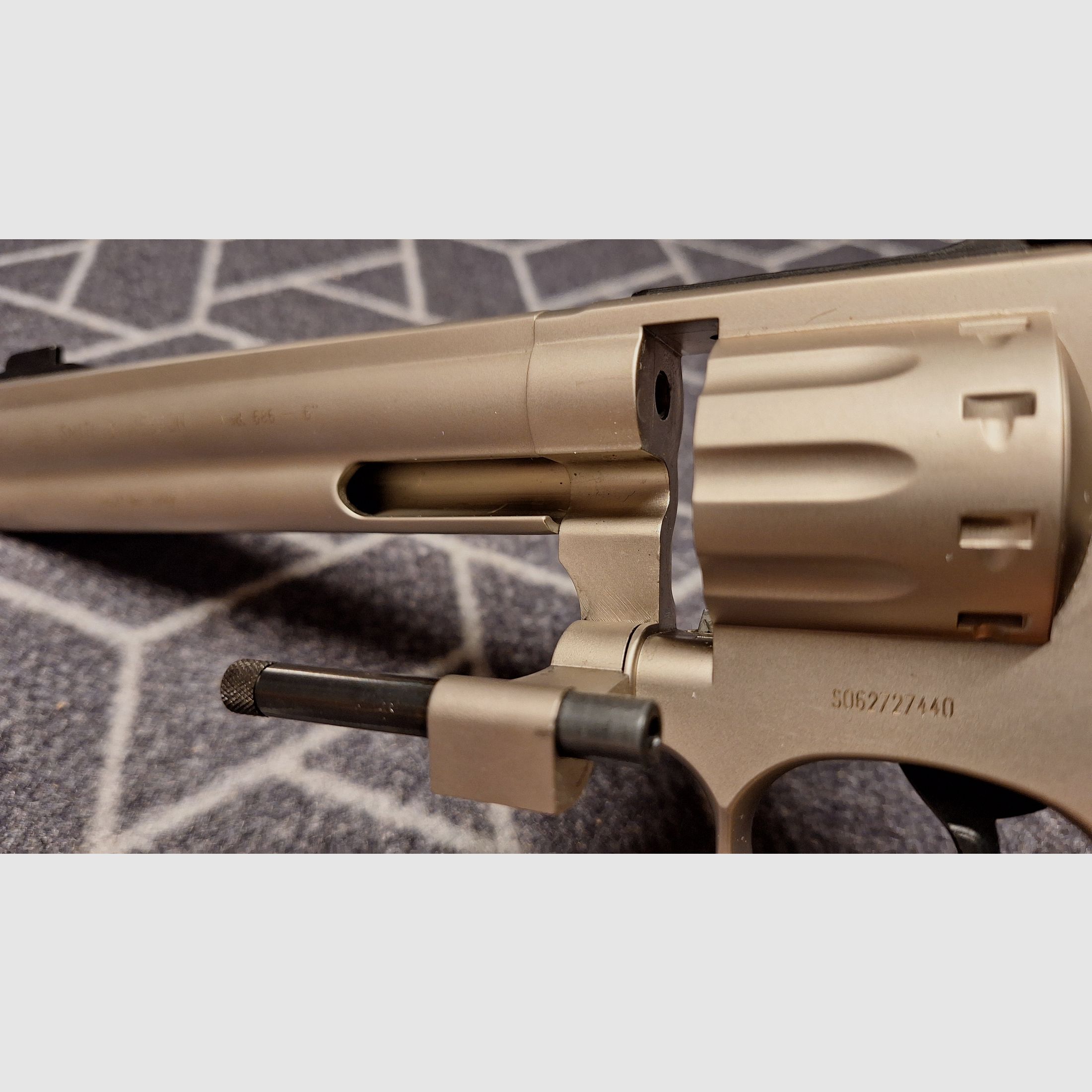 Revolver Smith & Wesson 686 - 6 Zoll Nickel 4,5 mm Diabolo