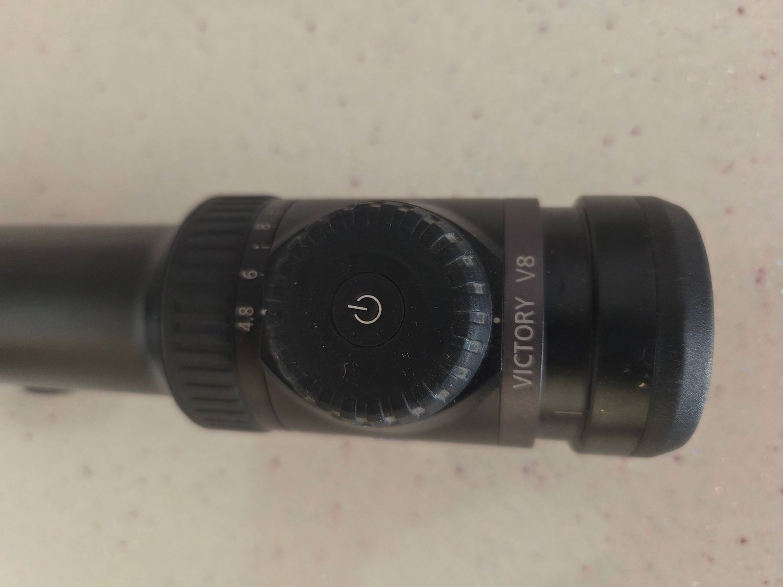 Zeiss 4.8.35 ×60victory v8