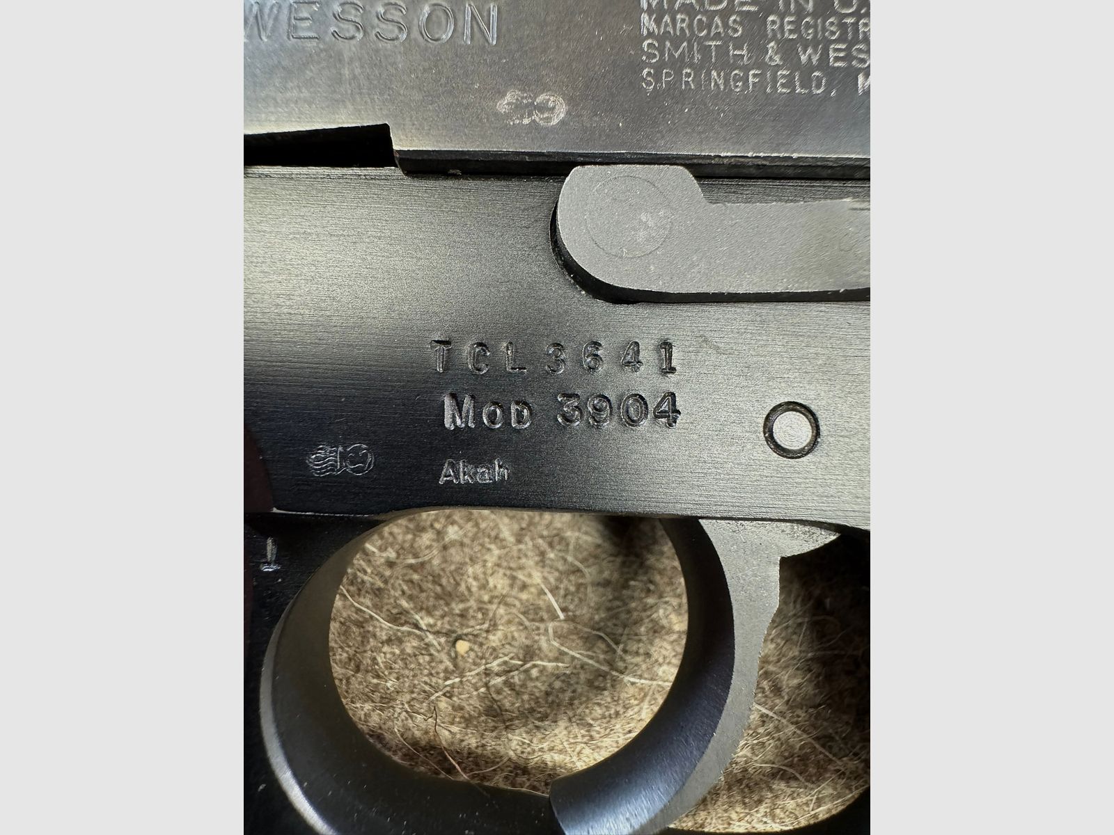 Selbstladepistole  S & W  9mmLuger Modell 3904 gebraucht