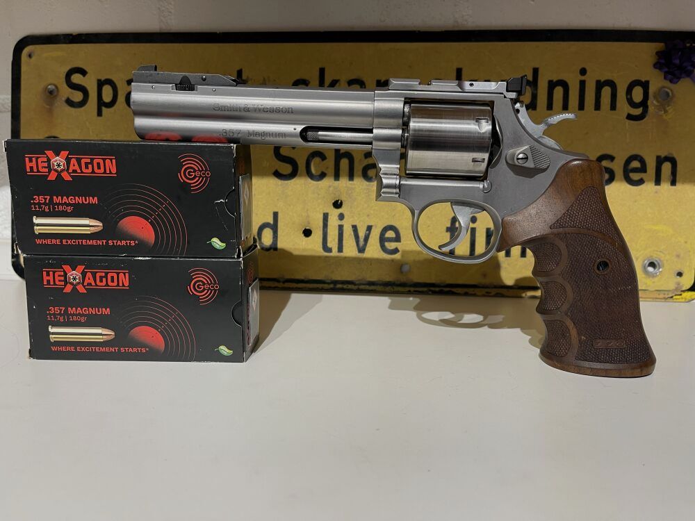 Smith&Wesson 686-4 Practical Champion